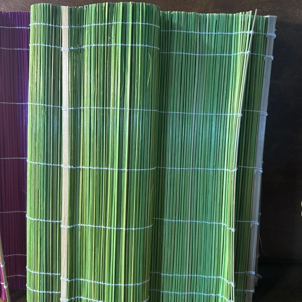 Vtg Bright Pink+Green Bamboo Wooden Stick Matchstick Placemats 17